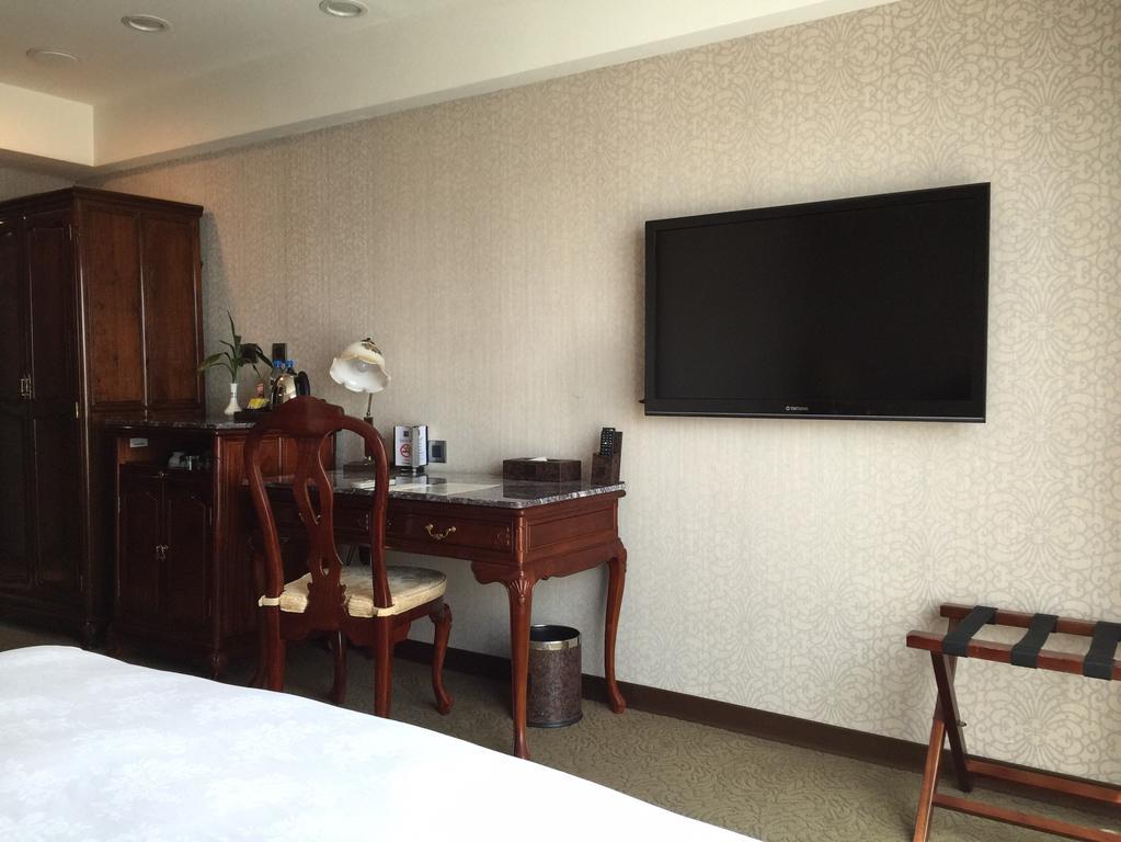 Royal Seasons Hotel Taichung‧Zhongkang Kültér fotó