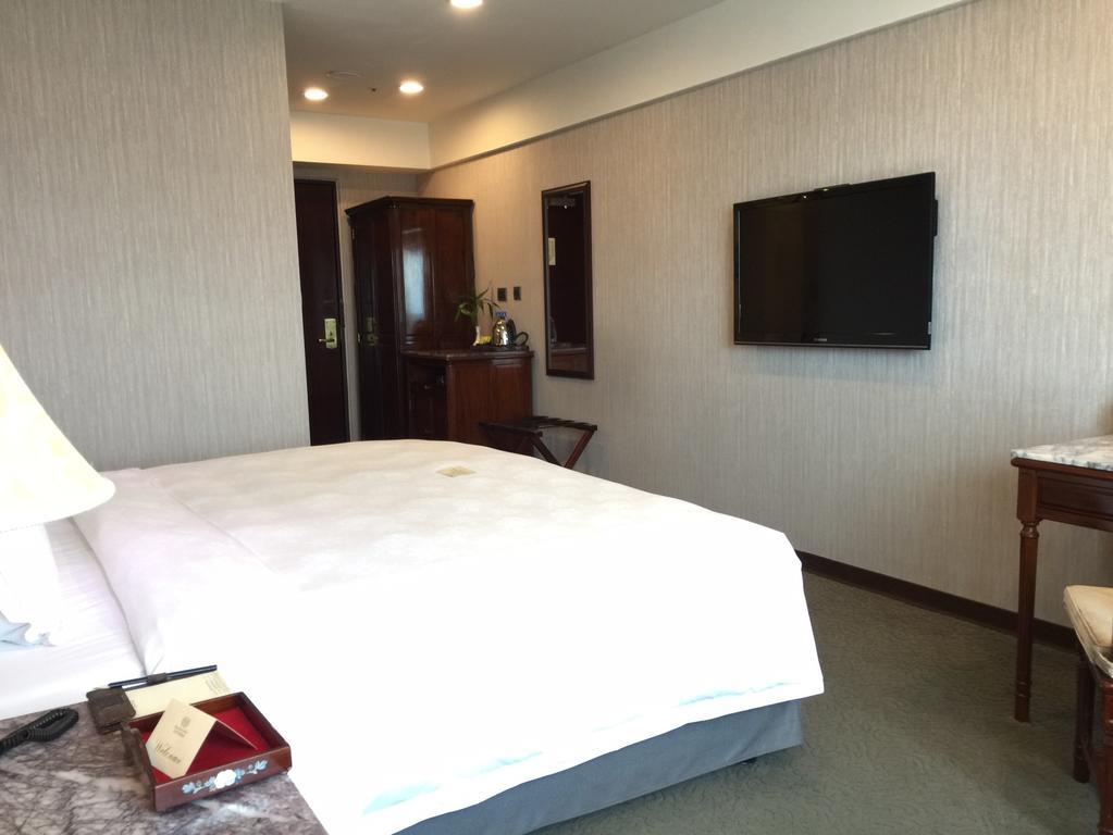 Royal Seasons Hotel Taichung‧Zhongkang Kültér fotó