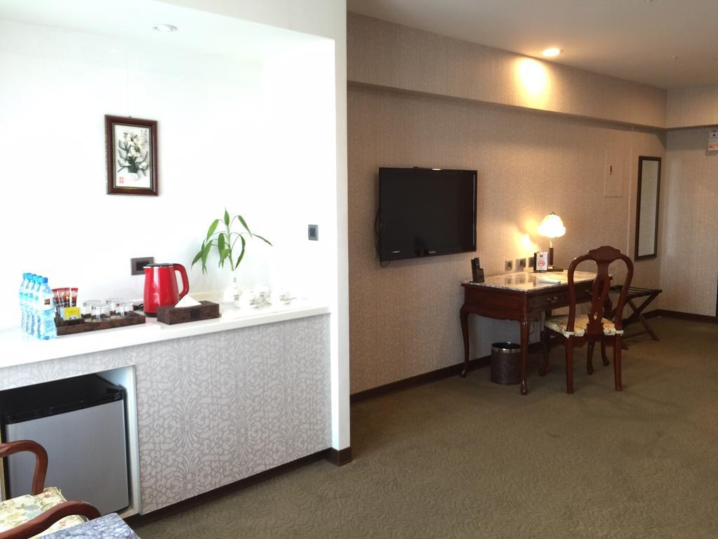 Royal Seasons Hotel Taichung‧Zhongkang Kültér fotó