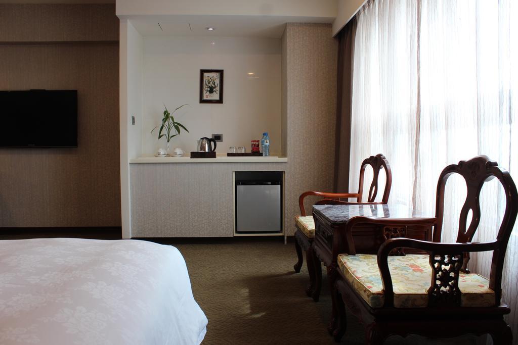 Royal Seasons Hotel Taichung‧Zhongkang Kültér fotó