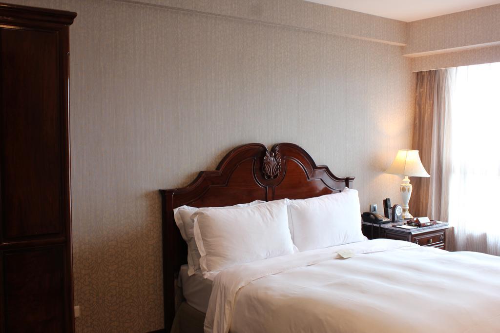 Royal Seasons Hotel Taichung‧Zhongkang Kültér fotó