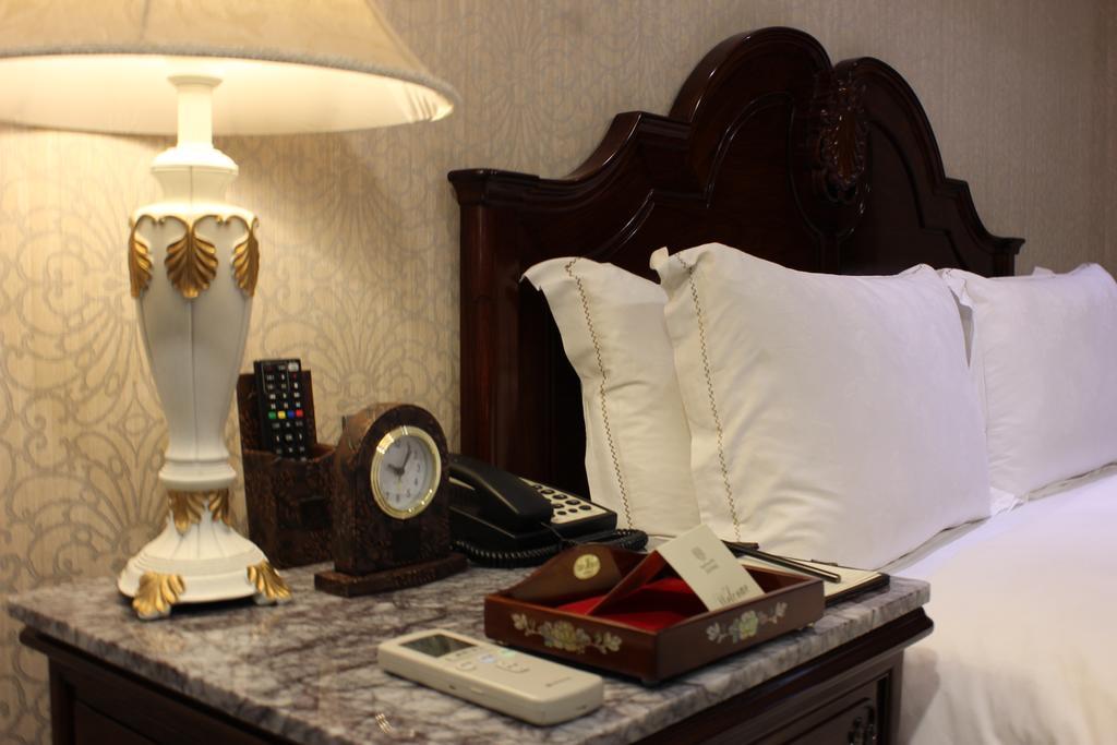 Royal Seasons Hotel Taichung‧Zhongkang Kültér fotó