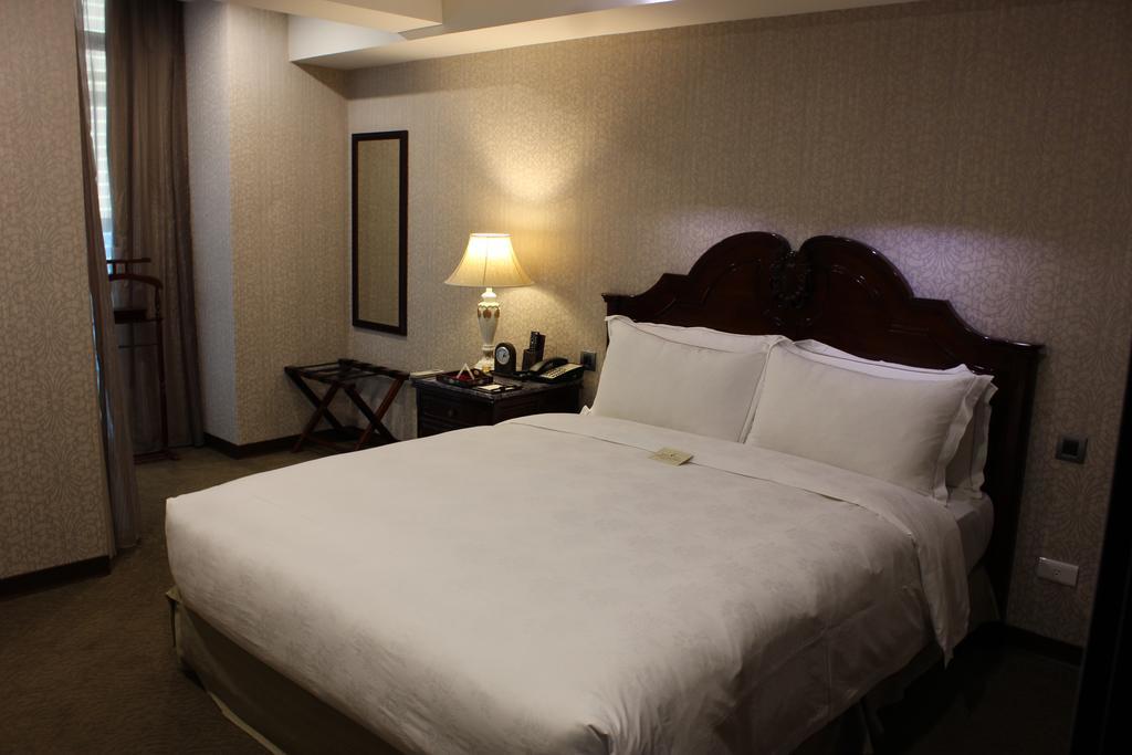 Royal Seasons Hotel Taichung‧Zhongkang Kültér fotó