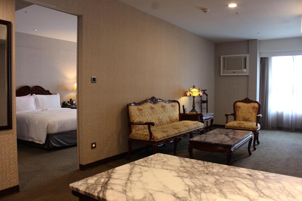 Royal Seasons Hotel Taichung‧Zhongkang Kültér fotó